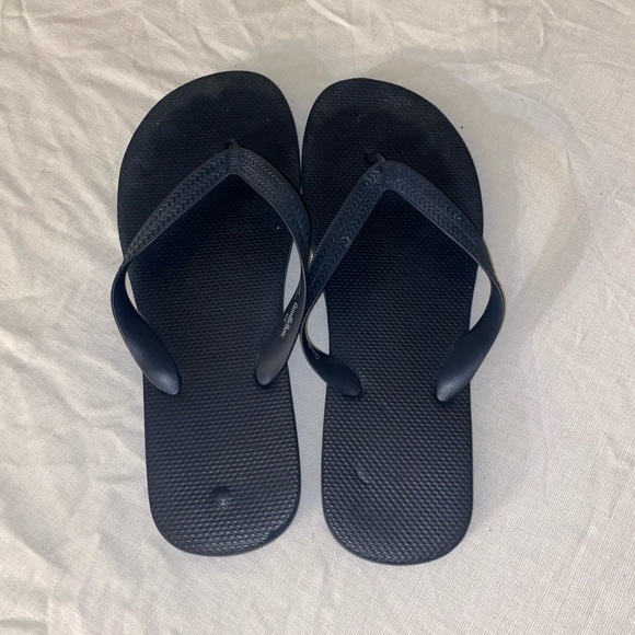 FREE Good Fellow Mens Brent Flip Flop Sandals - read details - Picture 3 of 7